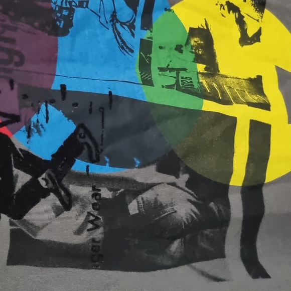 Levi's Men's Grey T-shirt with various Vintage Levi's Images on Front Size XXL - Picture 8 of 11